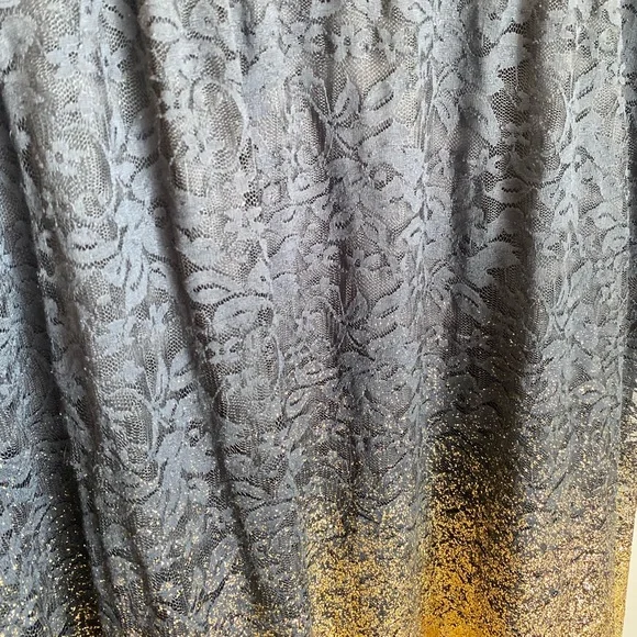 LuLaRoe Lola Black Lace Metallic Gold Ombré Skirt - Picture 4 of 5